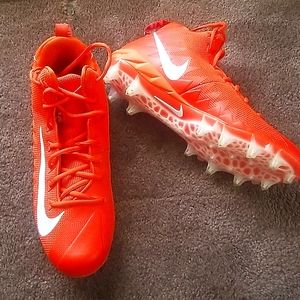 Nike cleats sneakers